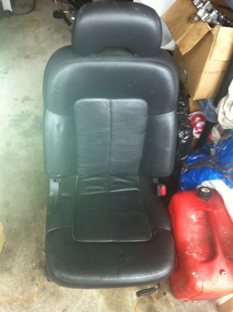 Name: clseat.jpg
Views: 40
Size: 92.1 KB