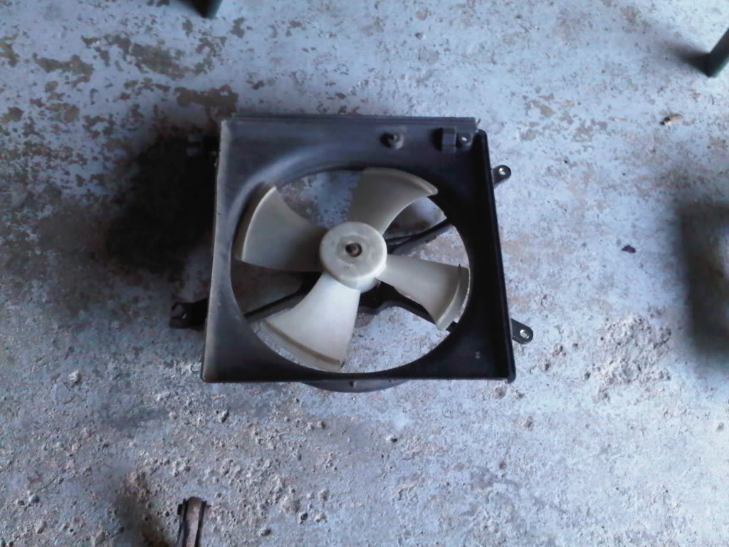 Name:  IMG00075-20091013-1807.jpg
Views: 20
Size:  131.5 KB