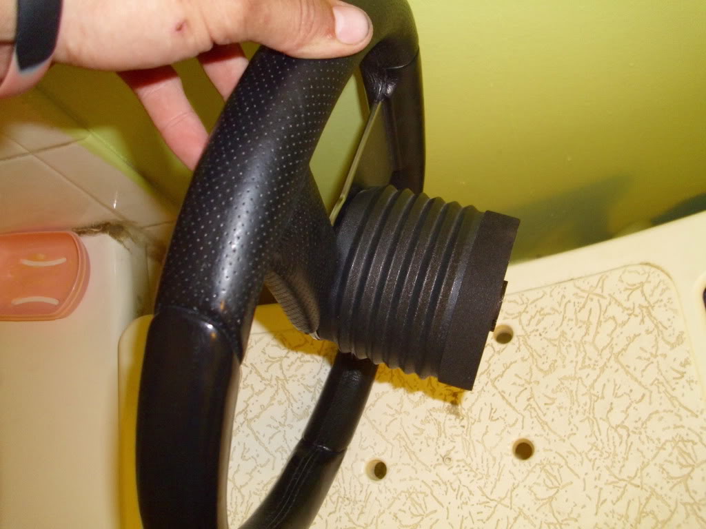 Name:  sterringwheel002.jpg
Views: 19
Size:  102.7 KB