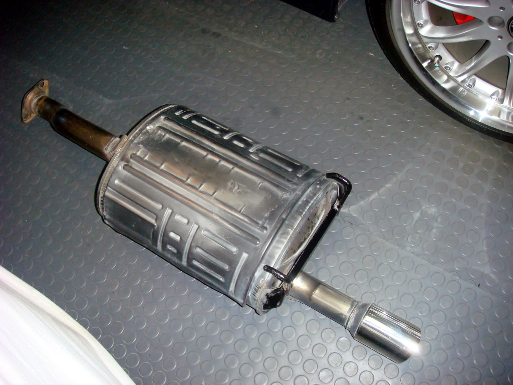 Name:  DB8R_muffler02.jpg
Views: 46
Size:  128.1 KB