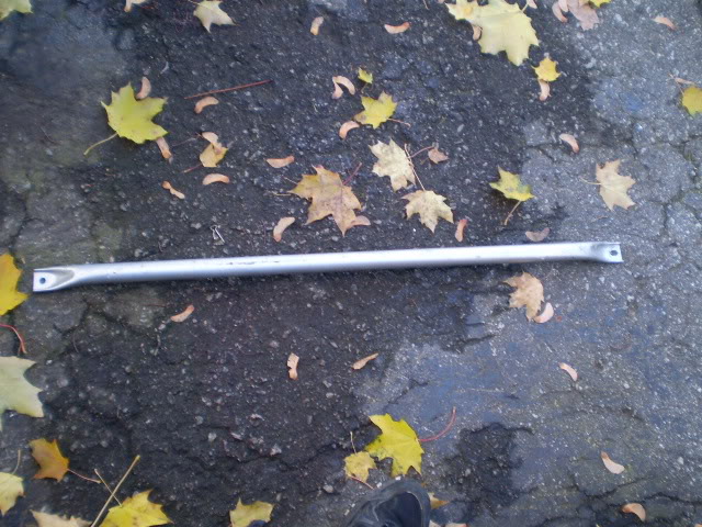 Name:  typertrunkbar2.jpg
Views: 77
Size:  95.7 KB