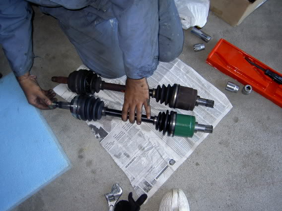 Name:  CVShaftsandRotorsMay2006022.jpg
Views: 32
Size:  53.7 KB