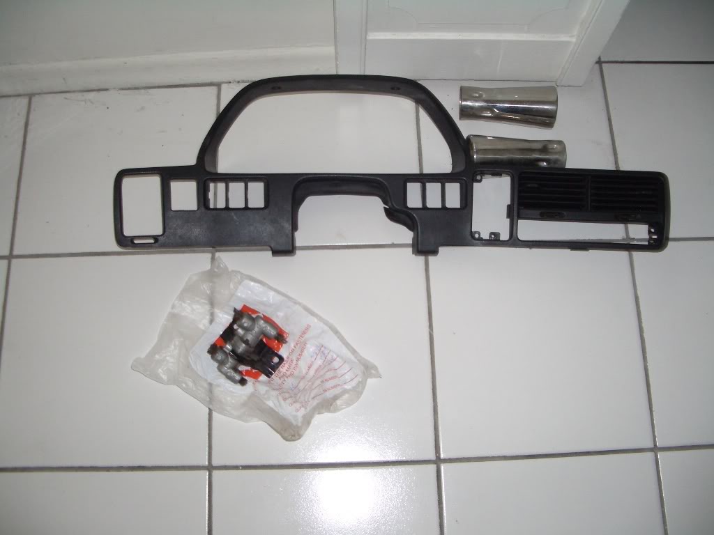 Name:  RandomParts001.jpg
Views: 62
Size:  87.1 KB