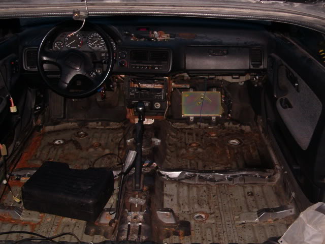 Name:  interiorstripped.jpg
Views: 35
Size:  55.5 KB