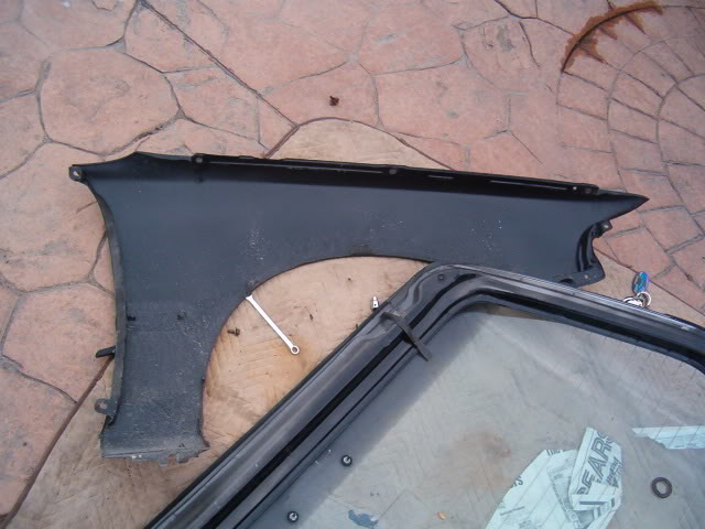 Name:  Driversidefrontfender.jpg
Views: 14
Size:  53.7 KB